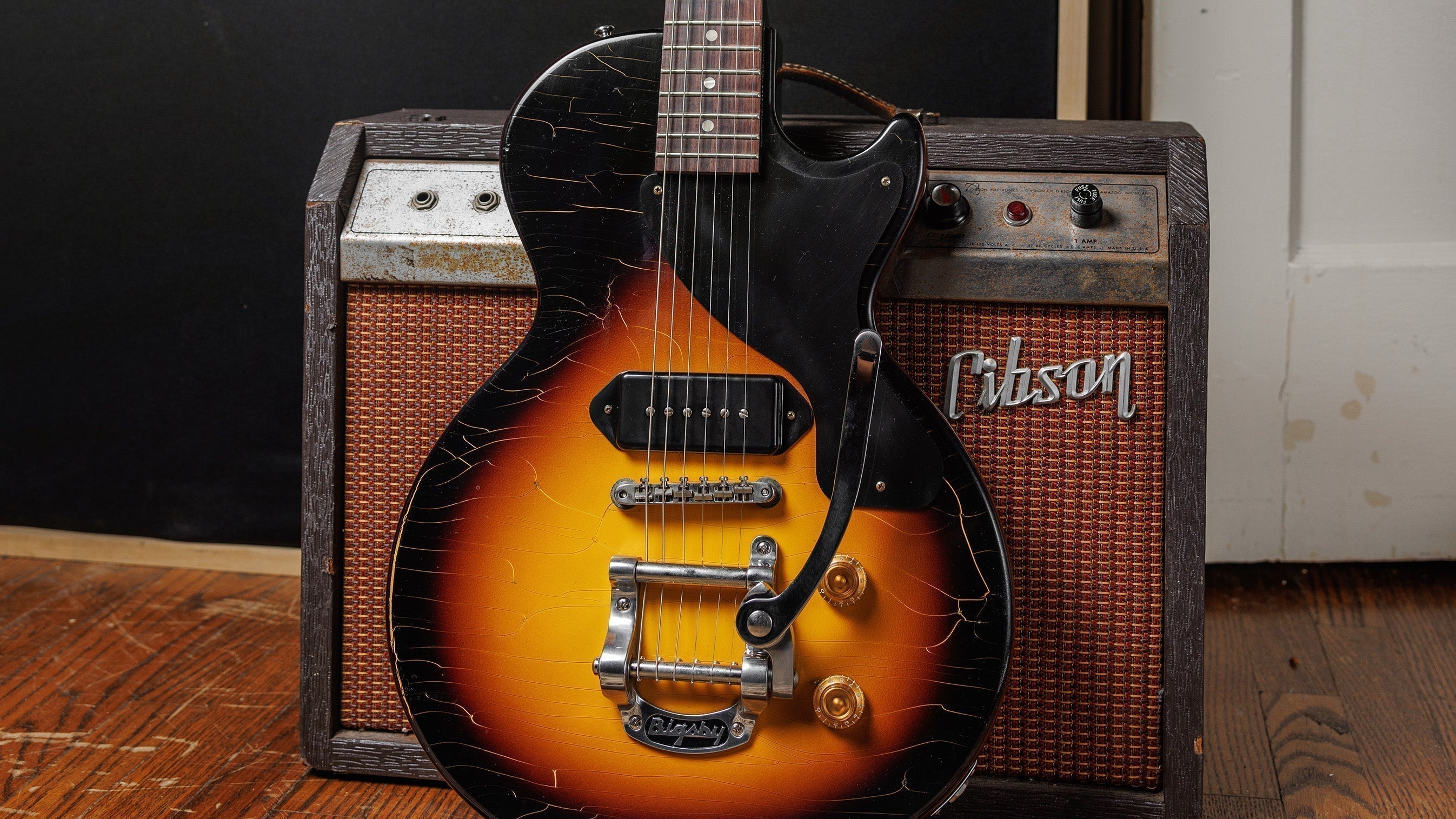 Editor's Choice: Gibson Custom Select 1957 Les Paul Junior Reissue wit