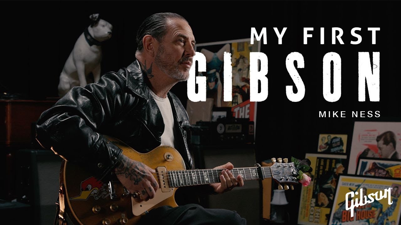 Mike Ness of Social Distortion – Gibson