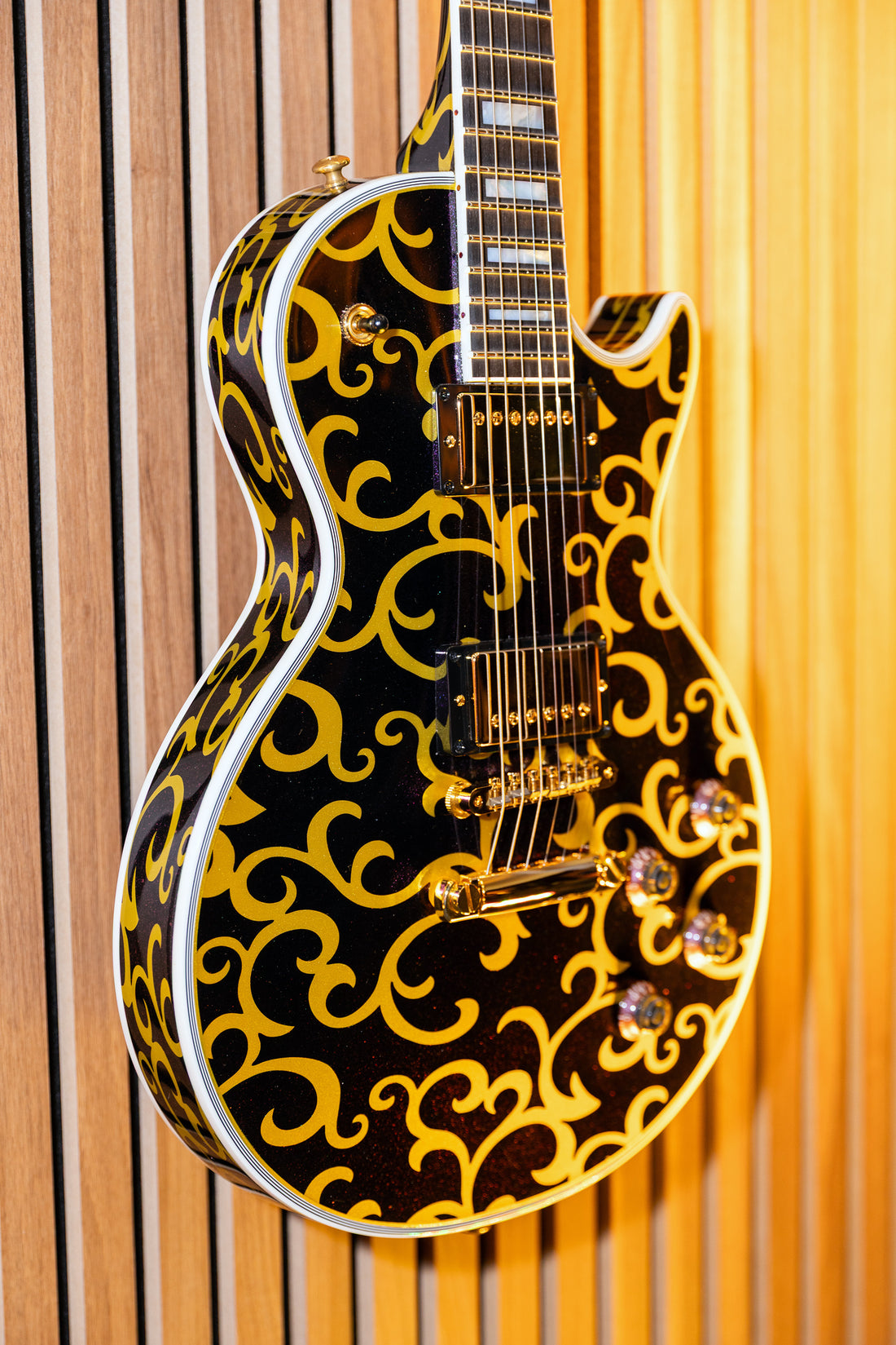 Gibson Mod Collection “Time Machine” Les Paul Custom