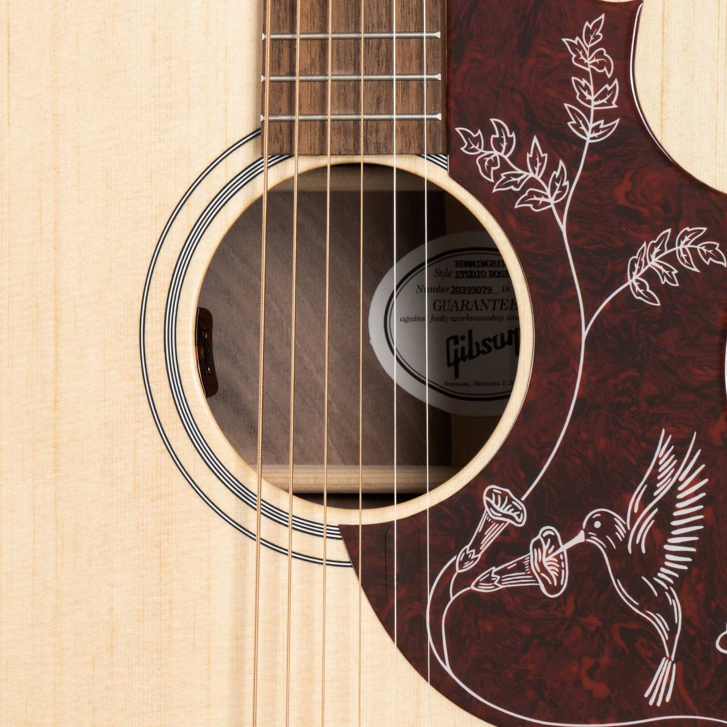 Gibson Hummingbird Studio Walnut, Satin Natural Acoustic Guitar Gibson