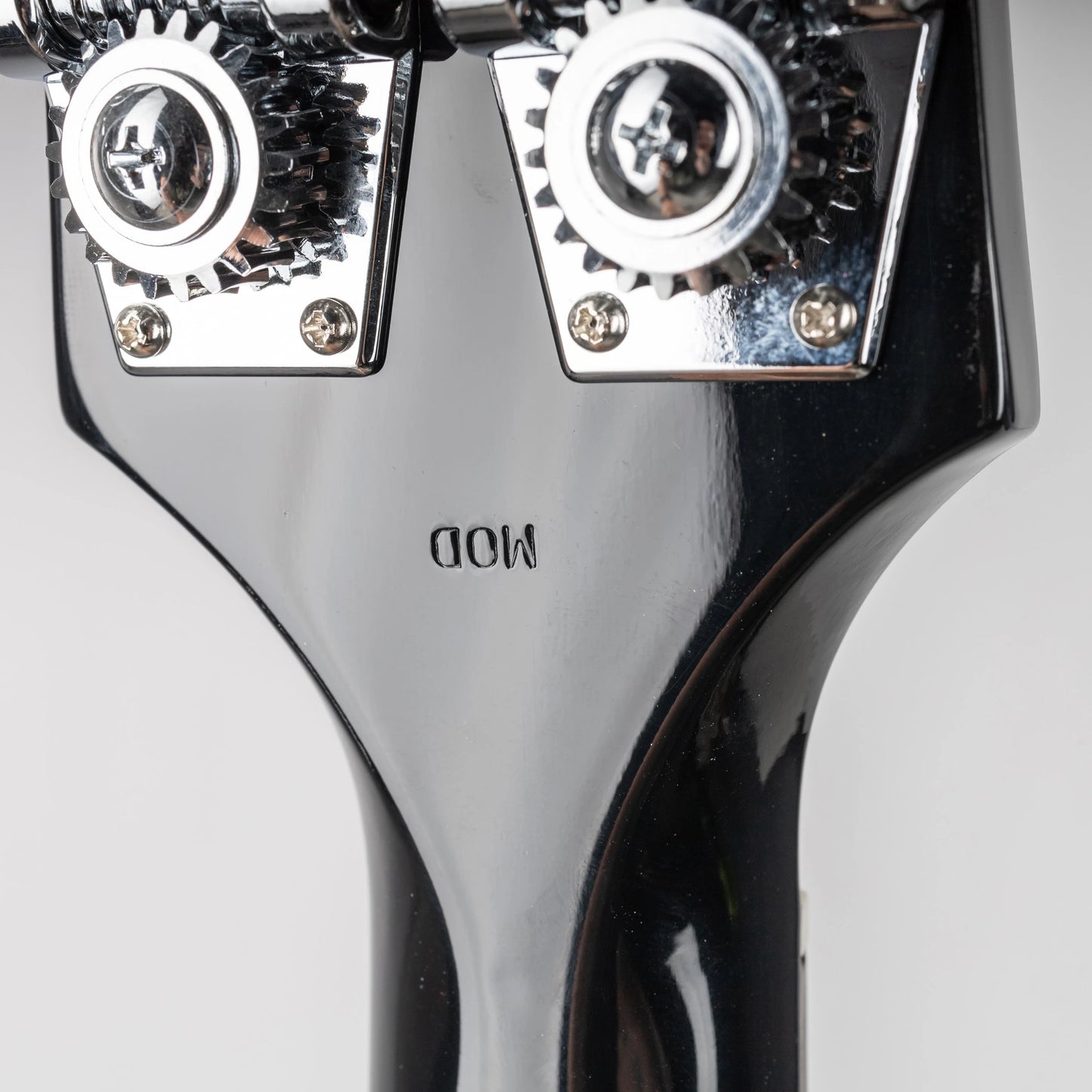 Gibson Mod™ Collection SG Standard Bass. Ebony Electric Bass Gibson Mod™ Collection