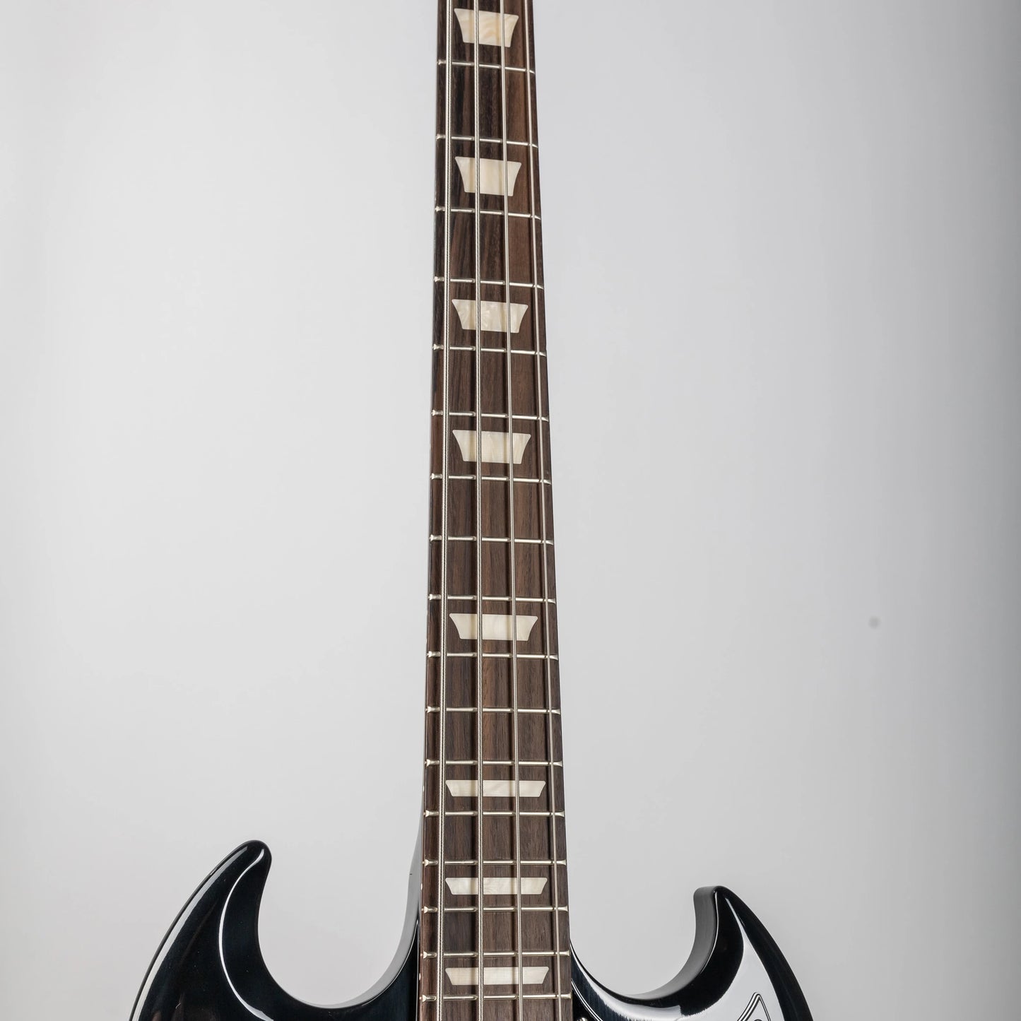 Gibson Mod™ Collection SG Standard Bass. Ebony Electric Bass Gibson Mod™ Collection