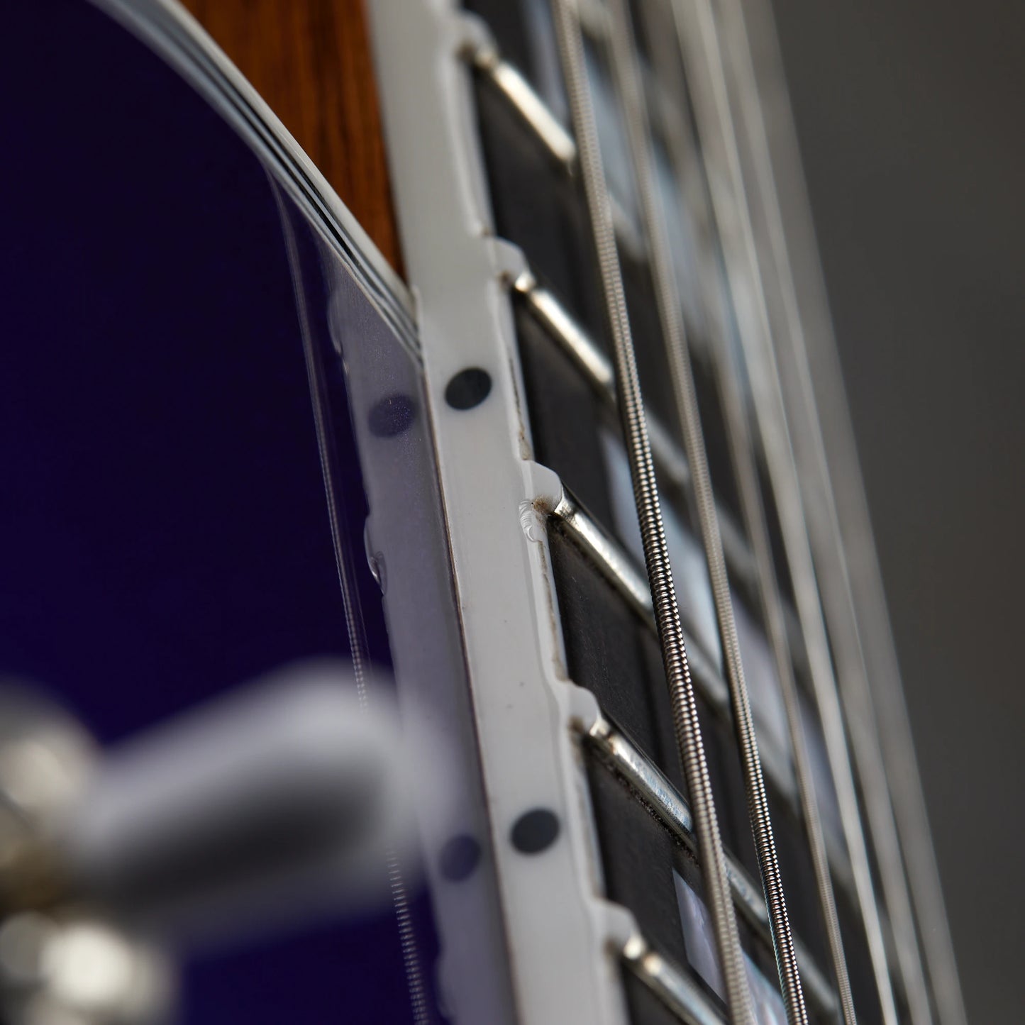 Gibson Mod™ Collection Les Paul Custom, Superb Purple | Gibson Mod™ Collection Electric Guitar Gibson Mod™ Collection