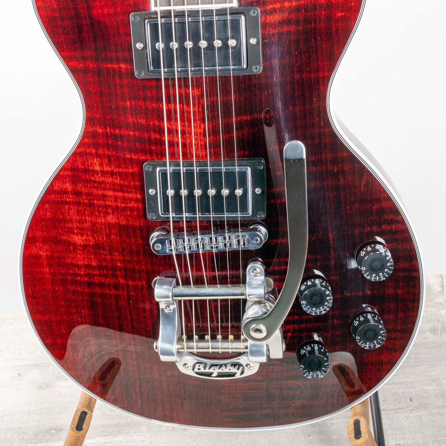 Gibson Mod™ Collection Les Paul Supreme with Bigsby, Wine Red Electric Guitar Gibson Mod™ Collection