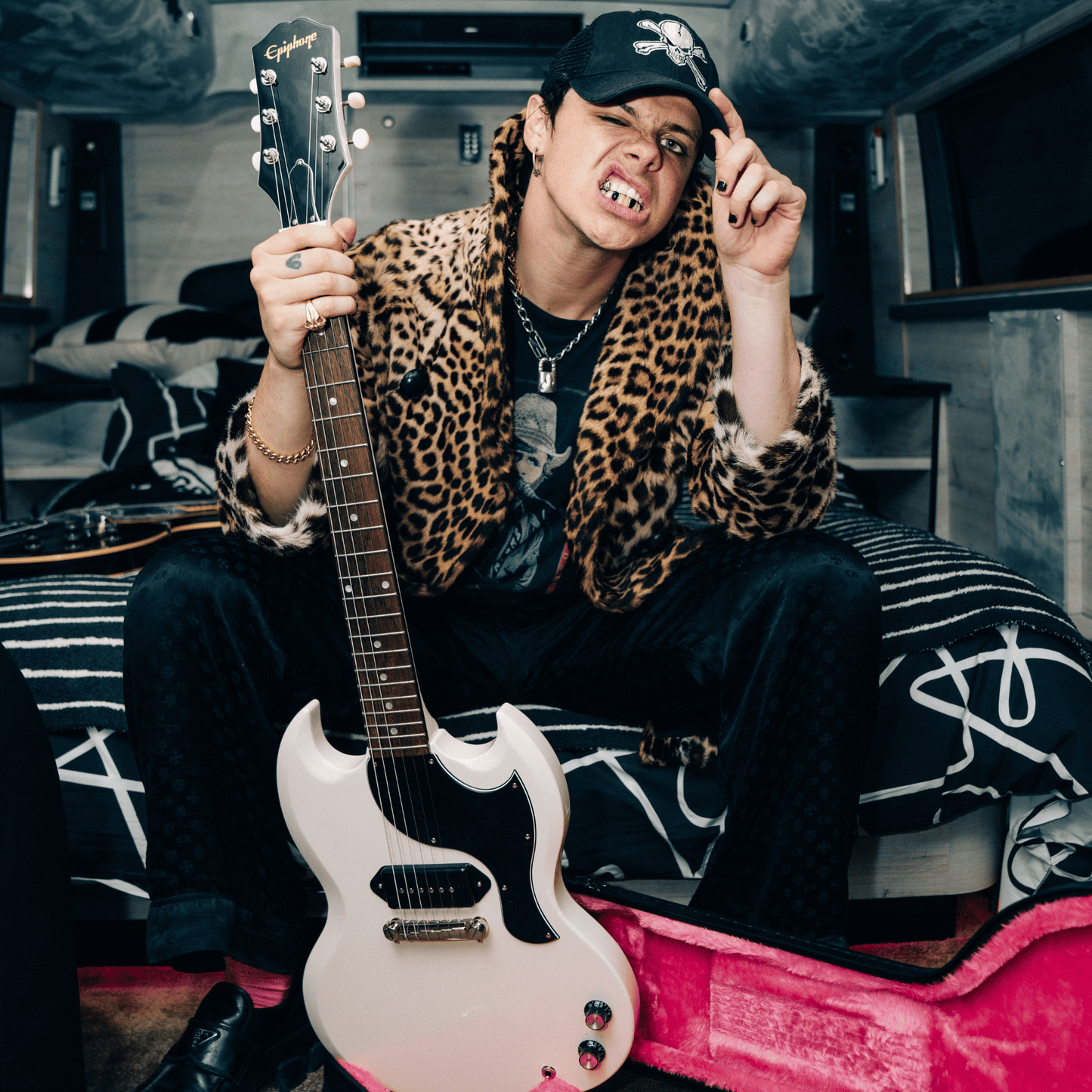 Epiphone YUNGBLUD SG Junior, Classic White Electric Guitar Epiphone