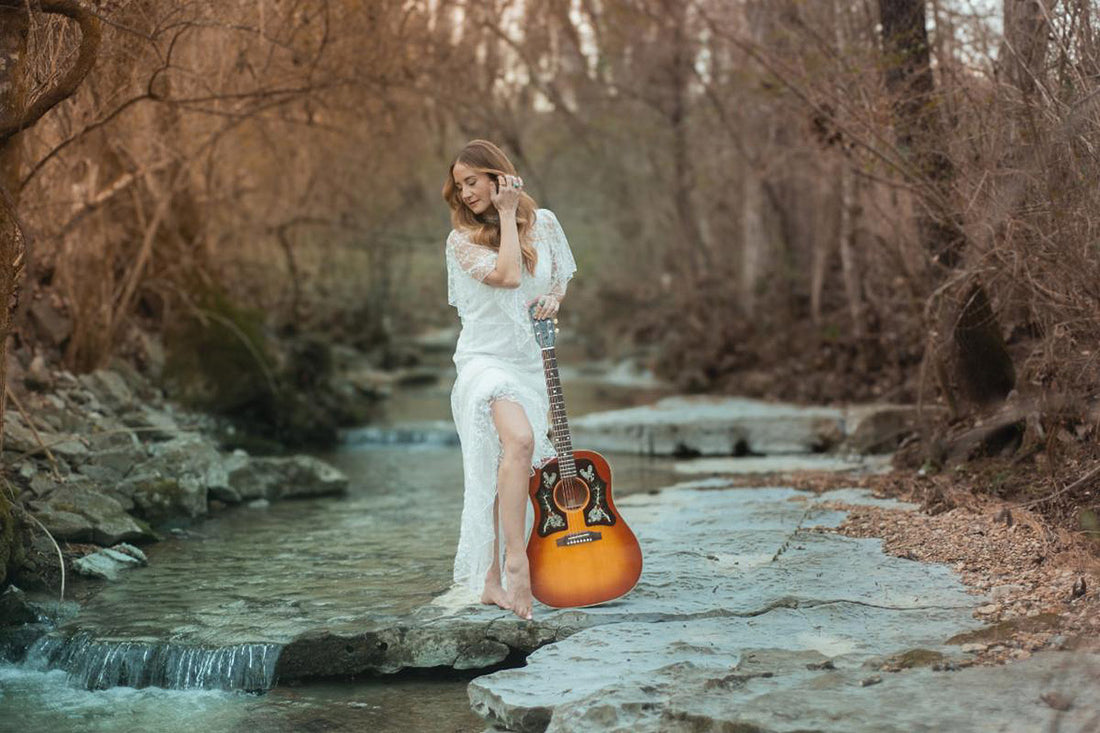 Banner Image For Margo Price will unveil her upcoming signature Gibson Custom J-45 acoustic guitar at the Gibson Garage Nashville