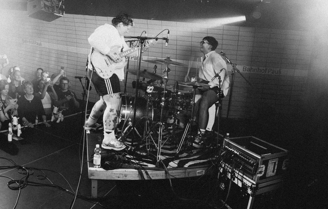 Banner Image For ARXX: “I grew up worshipping artists who were synonymous with Gibson”