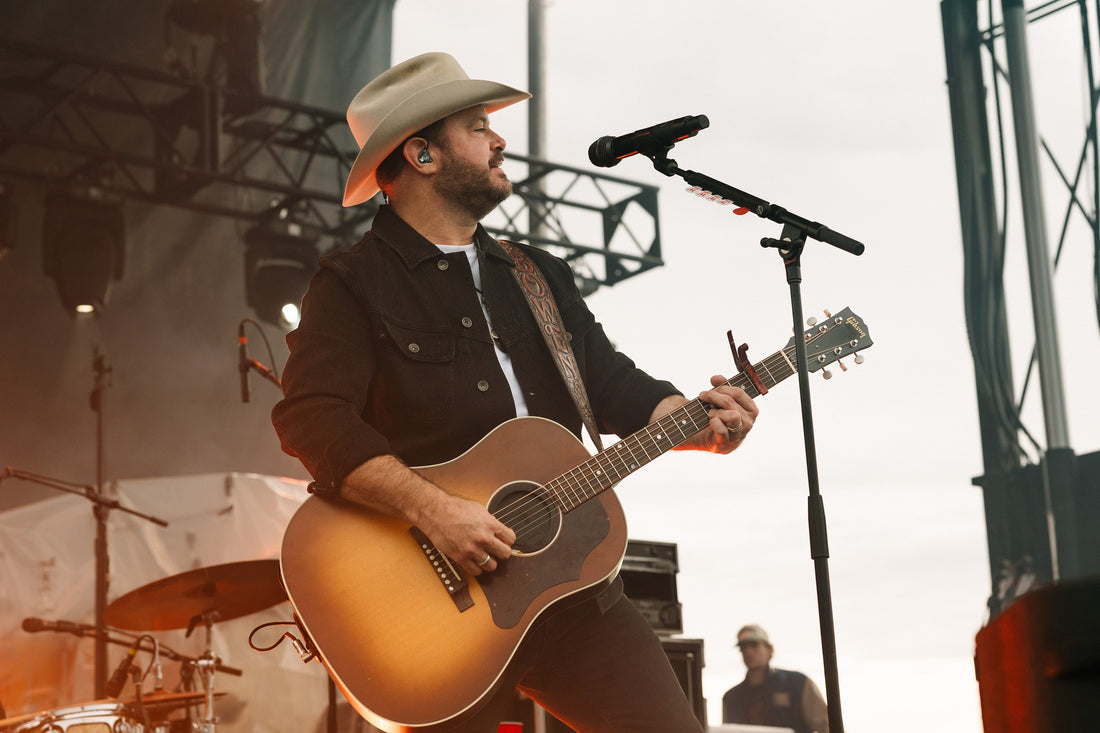 Wade Bowen with his Gibson J-45