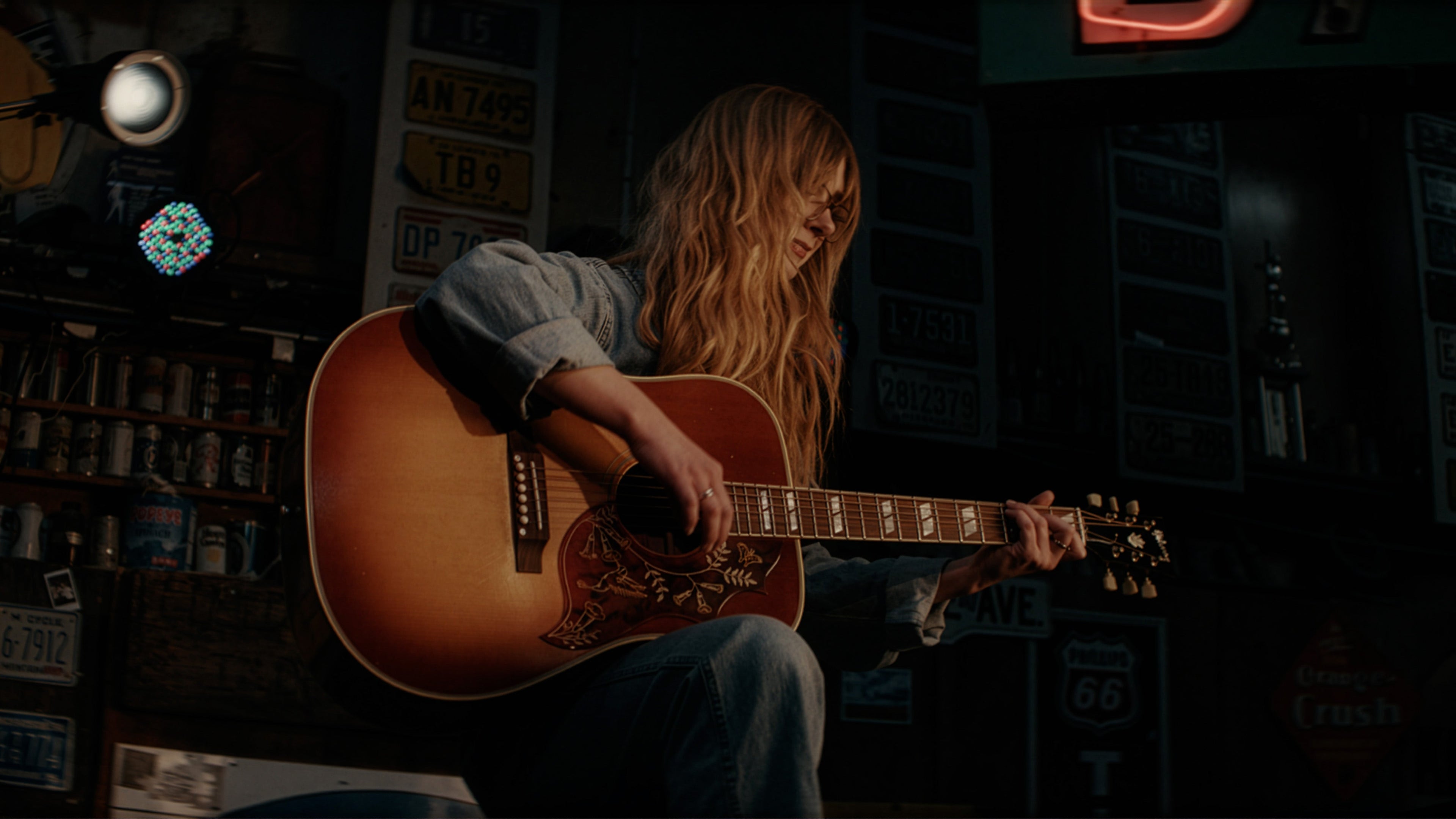 100 Years of Gibson Flat-Tops, Chapter II: Iconic Body Shapes
