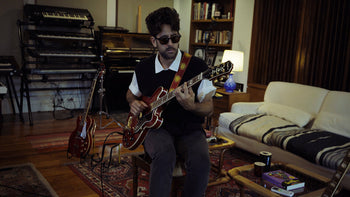 Banner Image For Iñaki Colombo of Bandalos Chinos: “This is why I love the Epiphone Sheraton”