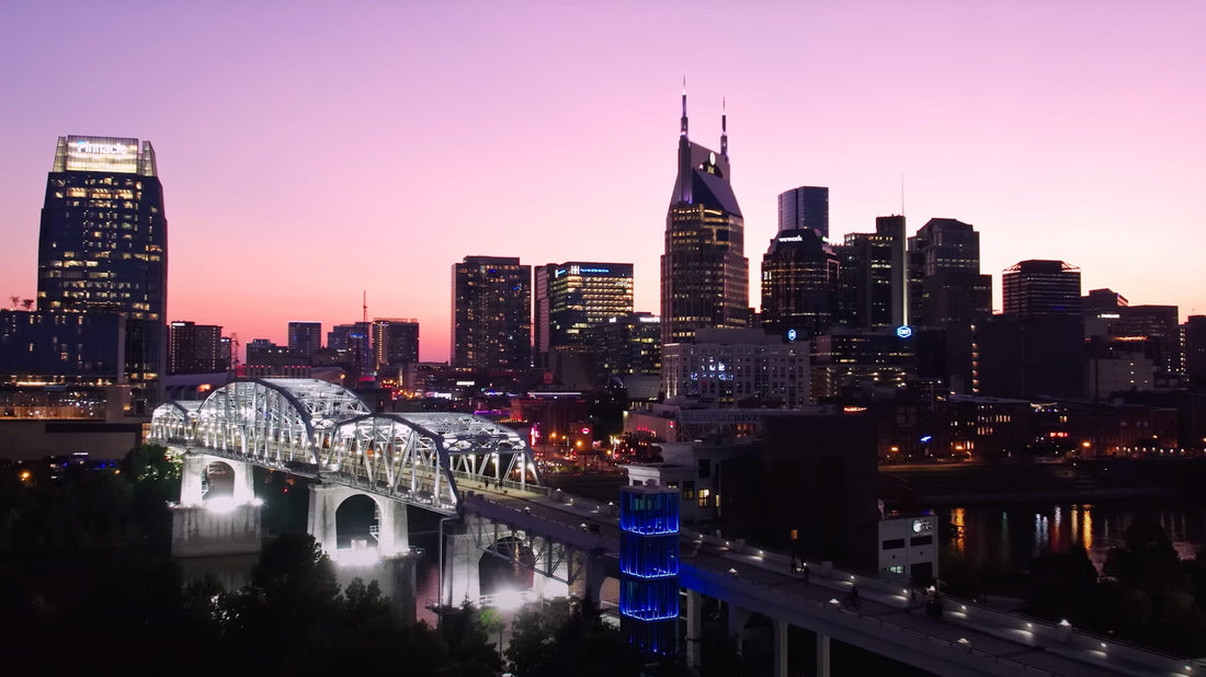 Gibson celebrates 50 years in Music City