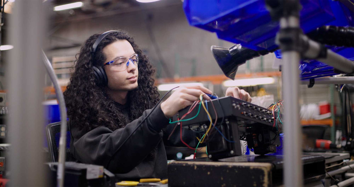 How MESA/Boogie amplifiers are built: “What Makes a Boogie” chapter three