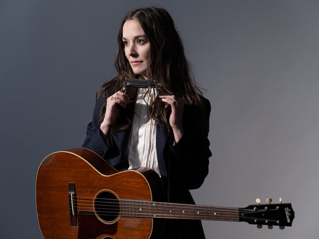 Margaret Glaspy and her 1932 Gibson L-00