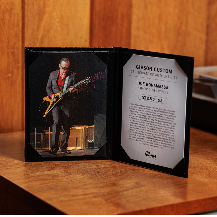 Gibson Custom Joe Bonamassa "Amos" 1958 Flying V Collector's Edition, Antique Natural Electric Guitar Gibson Custom