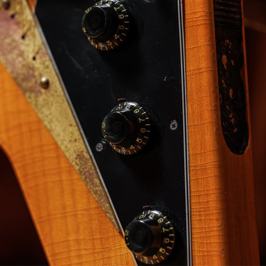 Gibson Custom Joe Bonamassa "Amos" 1958 Flying V Collector's Edition, Antique Natural Electric Guitar Gibson Custom