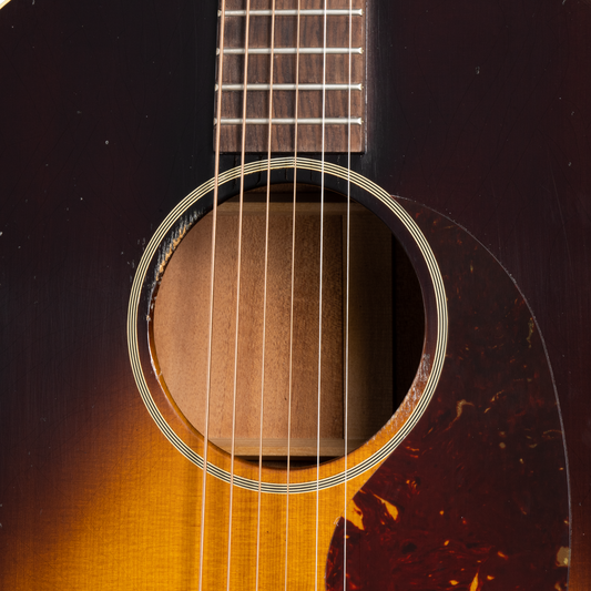 Gibson Custom 1942 Banner J-45 Reissue, Vintage Sunburst Light Aged Acoustic Guitar Gibson Custom