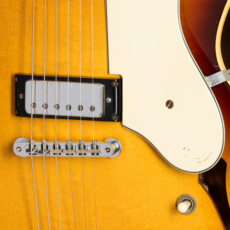 Gibson Certified Vintage 1967 Epiphone Riviera, Sunburst Electric Guitar Gibson Certified Vintage