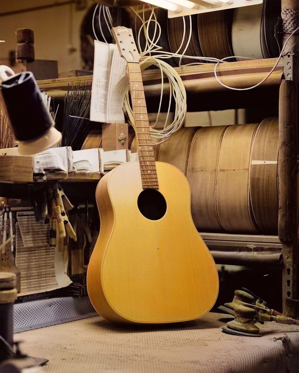 Gibson, brand website product image