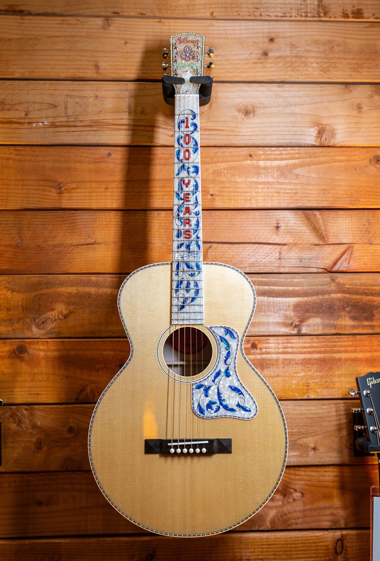 Gibson at NAMM 2026: Master Artisan Rickie Hinrichsen wows with custom