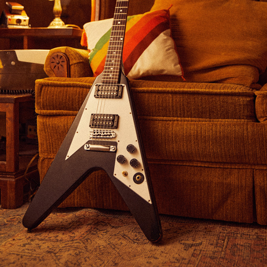 Gibson Custom Kirk Hammett 1979 Flying V, Ebony Electric Guitar Gibson Custom