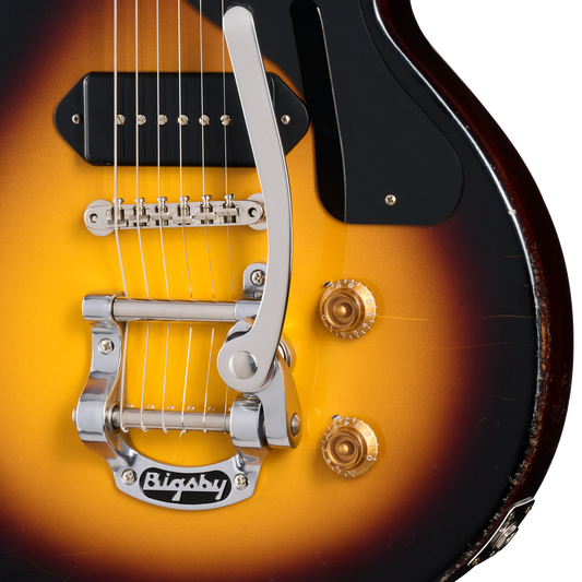 Gibson Custom 1957 Les Paul Junior Reissue with Bigsby, Light Aged, Vintage Sunburst Electric Guitar Gibson Custom