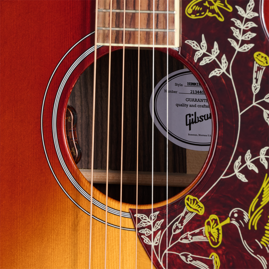 Gibson Hummingbird Standard Rosewood with HiFi DNA, Rosewood Burst Acoustic Guitar Gibson