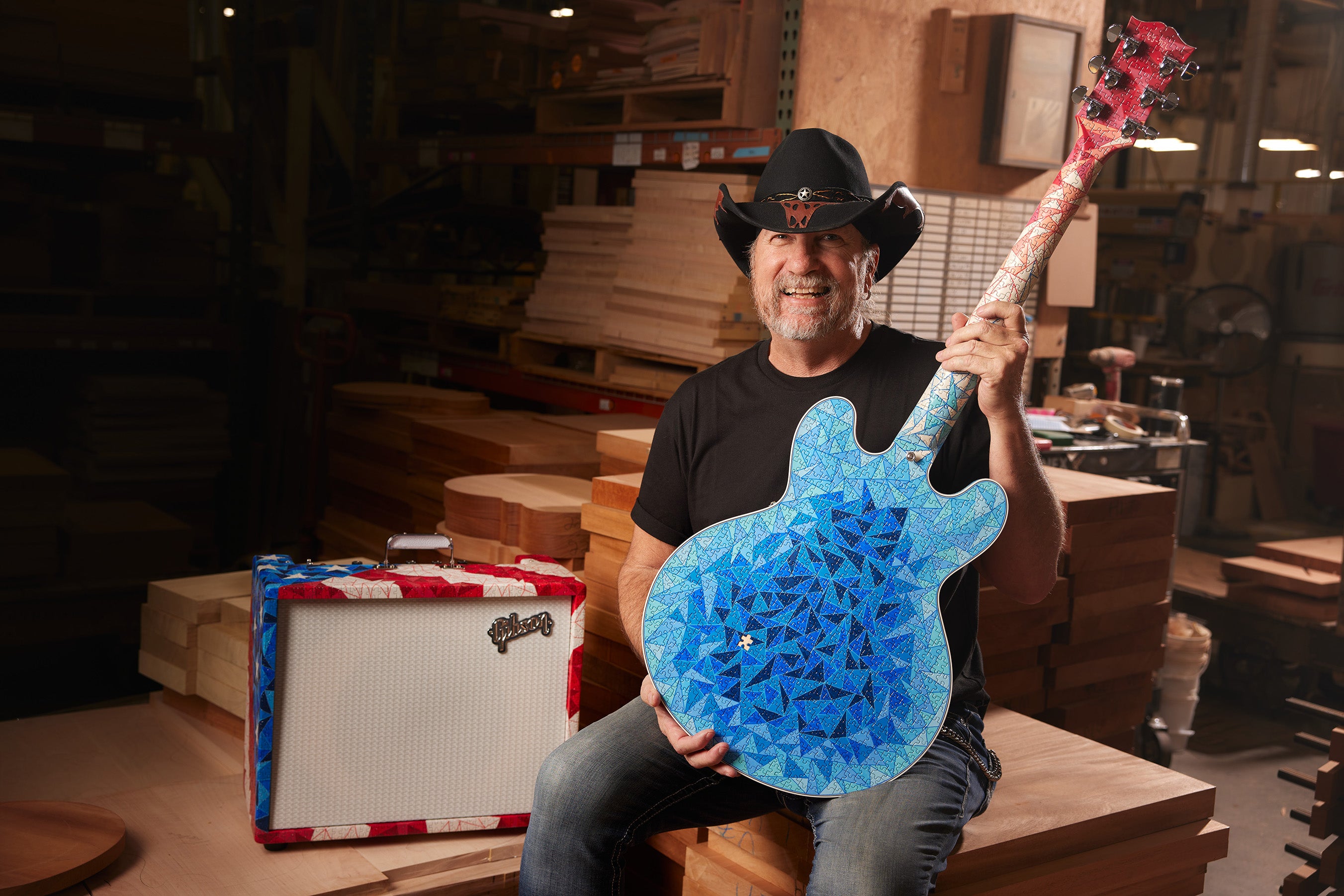 アート・デザイン・音楽 REDON Michael Gibson TASCHEN Meet Gibson Custom Master Artisan Rickie Hinrichsen's incredible Puzzl
