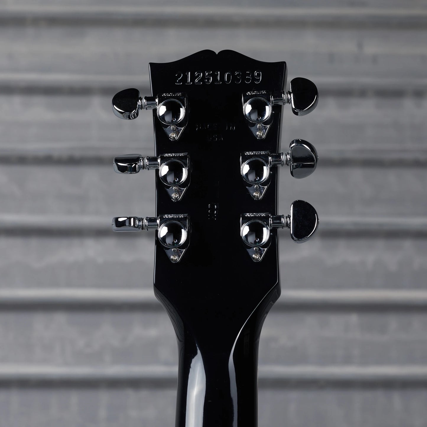 Gibson Mod™ Collection Les Paul Classic, Ebony | Gibson Mod™ Collection Electric Guitar Gibson Mod™ Collection