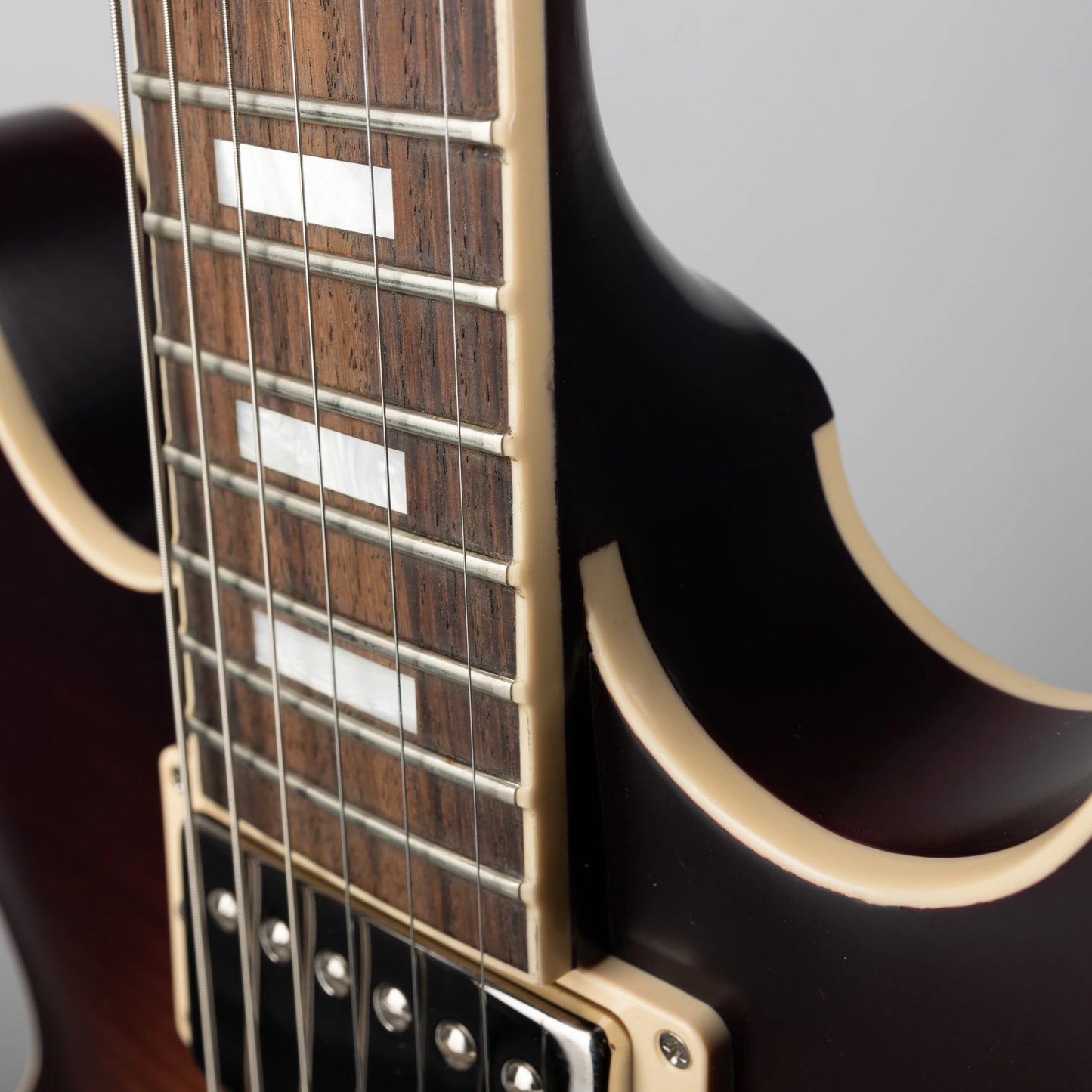 Gibson Mod™ Collection ES-335 Figured, Purple Satin Burst Electric Guitar Gibson Mod™ Collection