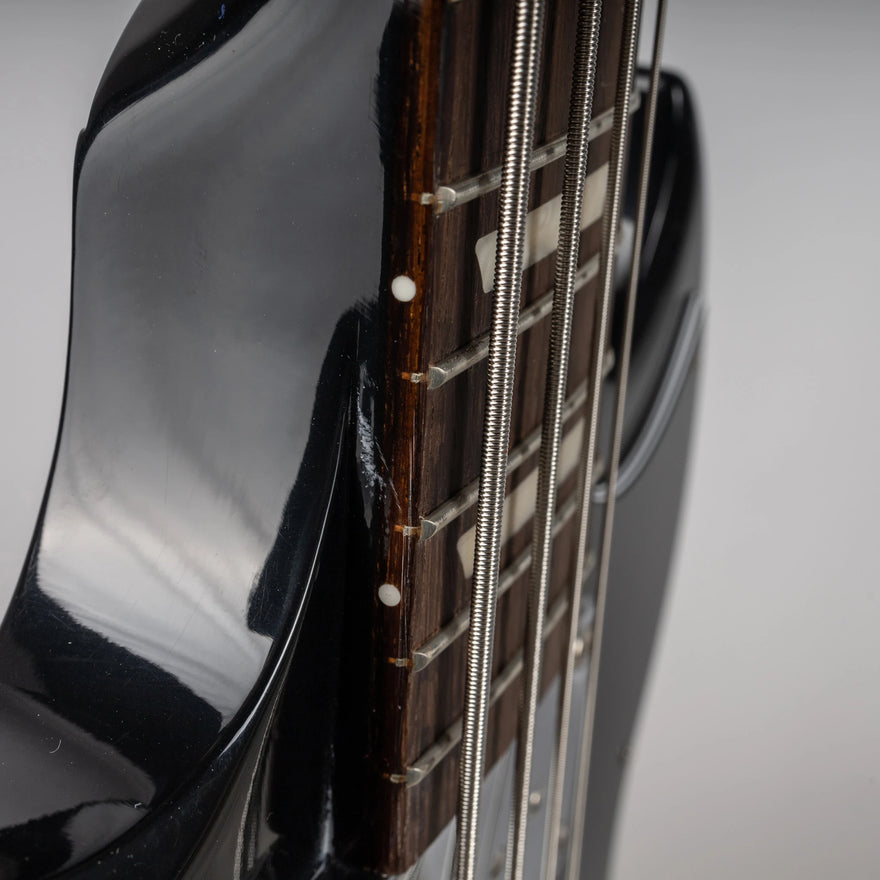 Gibson Mod™ Collection SG Standard Bass. Ebony Electric Bass Gibson Mod™ Collection