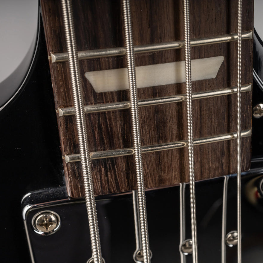 Gibson Mod™ Collection SG Standard Bass. Ebony Electric Bass Gibson Mod™ Collection