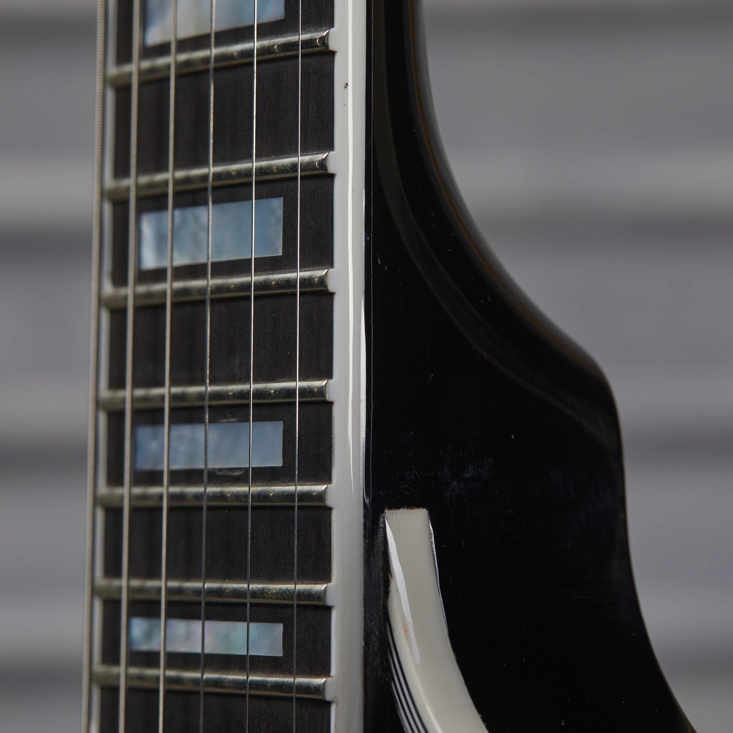 Gibson Mod™ Collection Firebird Custom, Black Sun Rays Electric Guitar Gibson Mod™ Collection