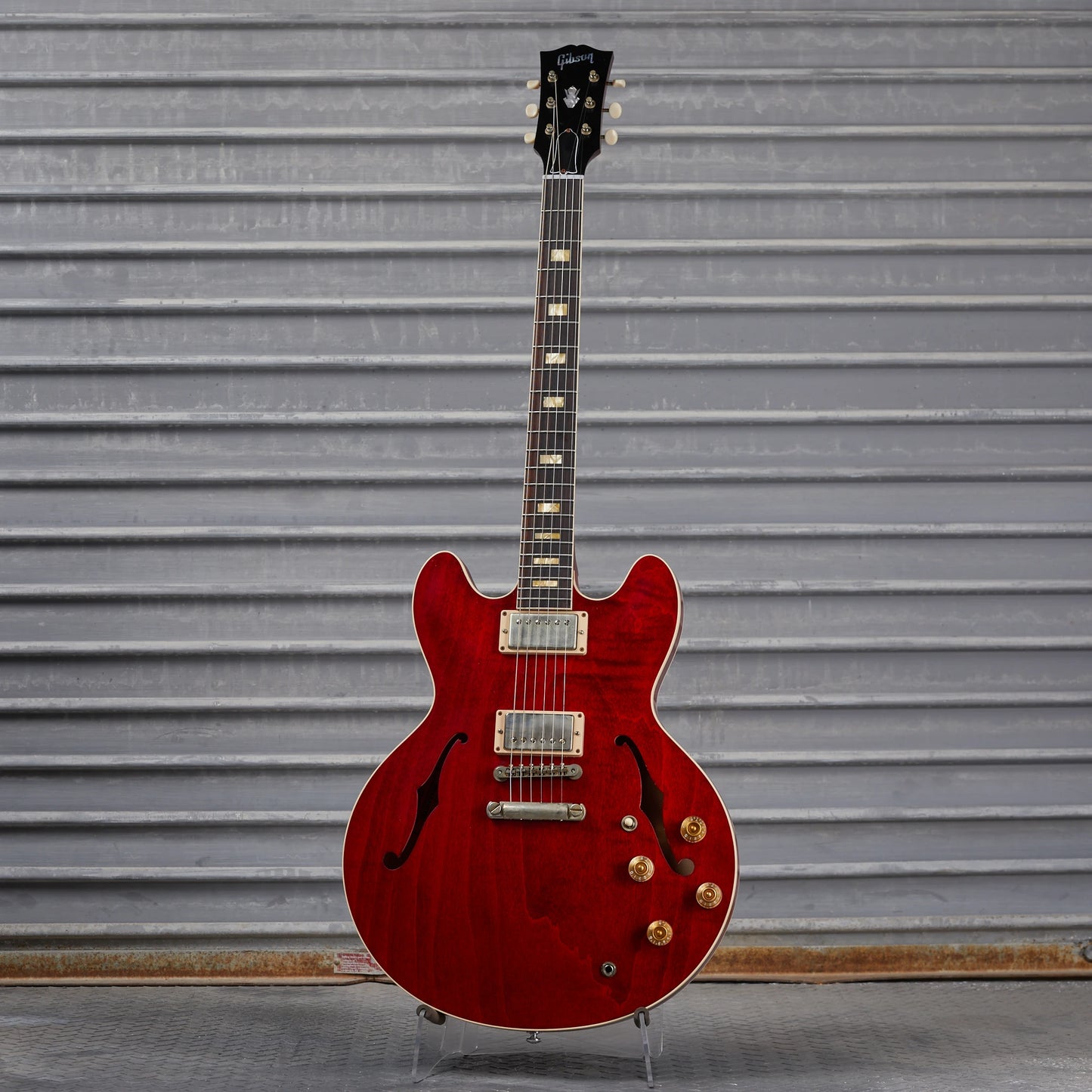 Gibson Mod™ Collection ES-335 Reissue, Sixties Cherry - Satin | Gibson Mod™ Collection Electric Guitar Gibson Mod™ Collection