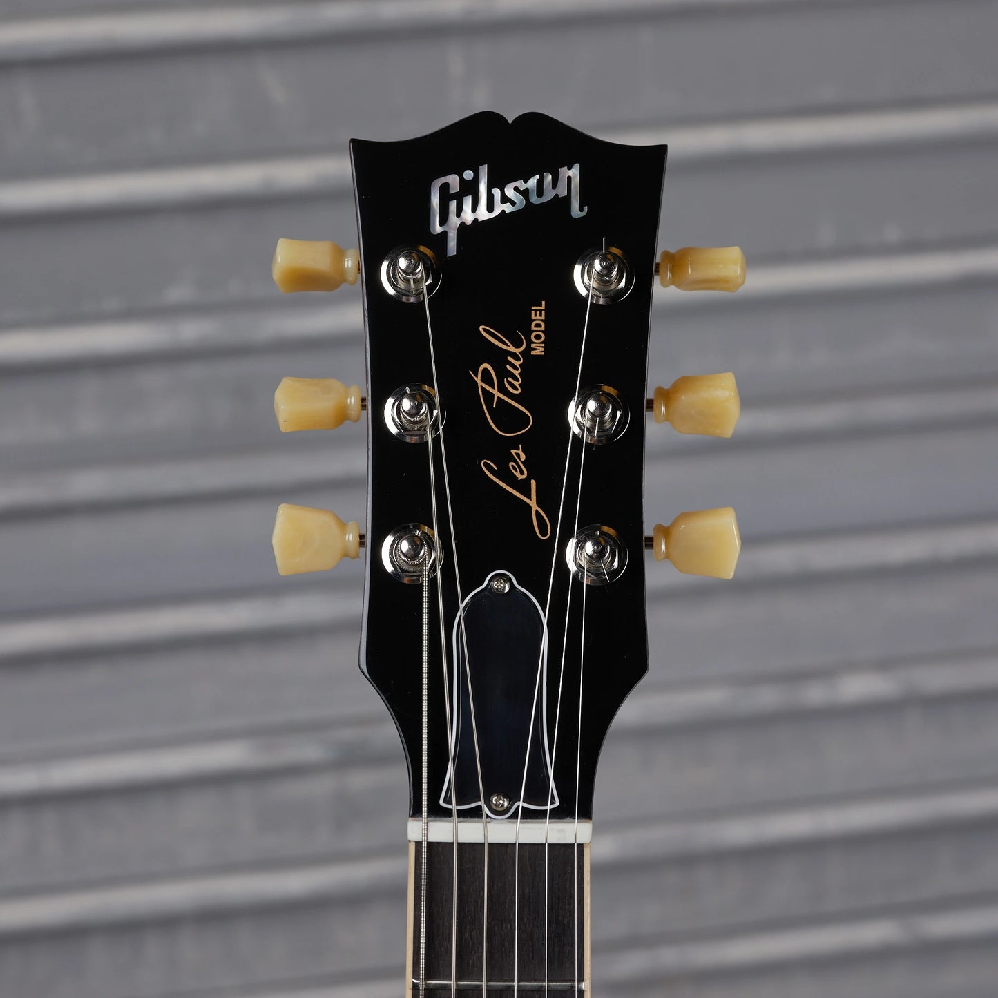 Gibson Mod™ Collection Les Paul Standard 60s, Unburst Satin Back | Gibson Mod™ Collection, Unburst with Satin Back Electric Guitar Gibson Mod™ Collection