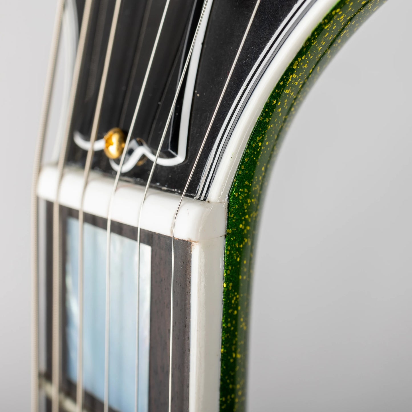 Gibson Mod™ Collection Flying V Custom, Electrum Metallic Sparkle | Gibson Mod™ Collection Electric Guitar Gibson Mod™ Collection