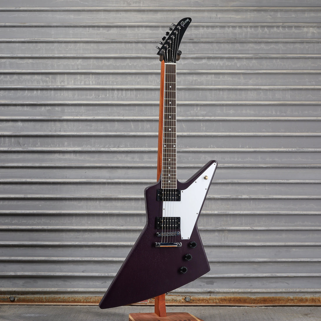 Gibson Mod™ Collection 70s Explorer, Eggplant Satin | Gibson Mod™ Collection Electric Guitar Gibson Mod™ Collection
