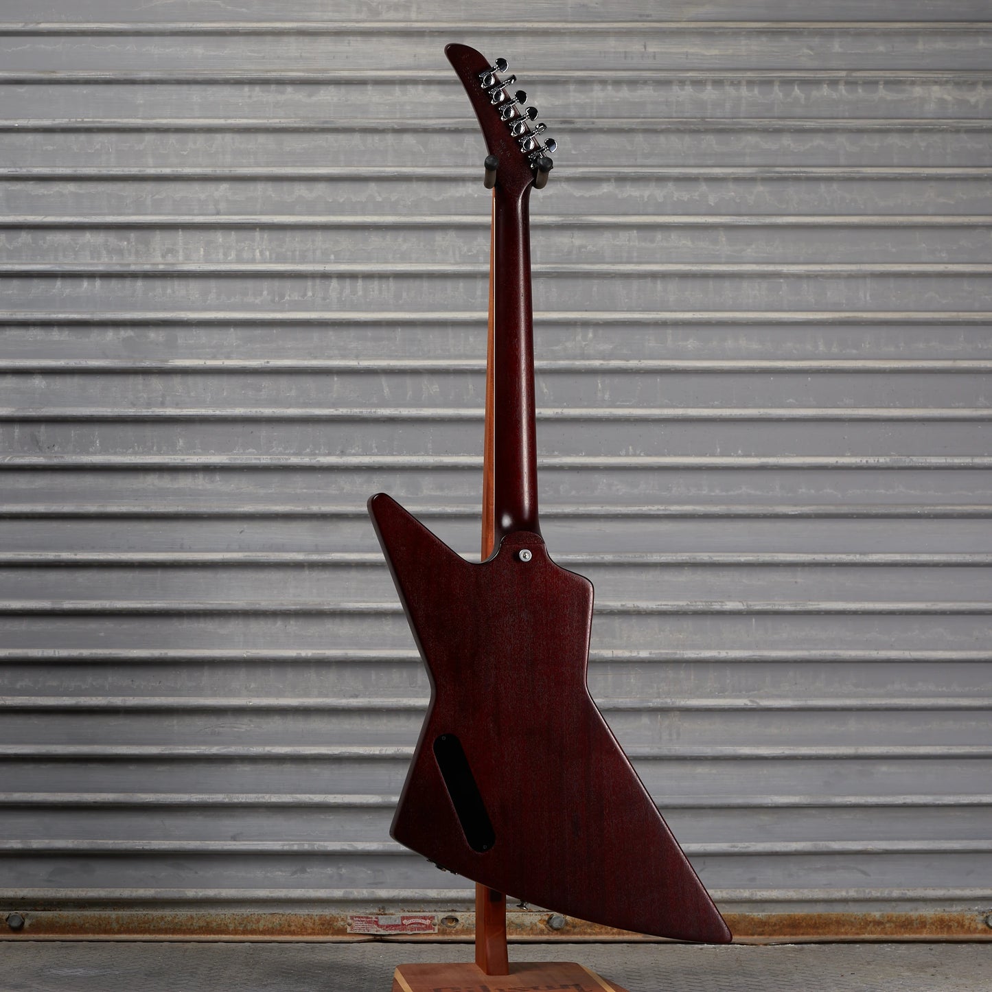 Gibson Mod™ Collection 70s Explorer, Satin Cherry Wine | Gibson Mod™ Collection Electric Guitar Gibson Mod™ Collection
