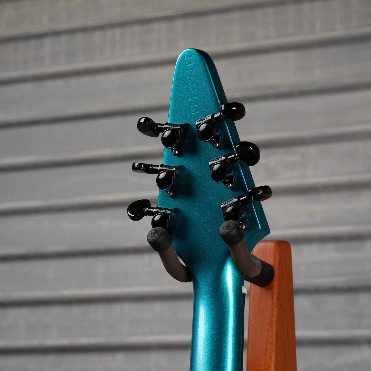 Gibson Mod™ Collection 80s Flying V, Metallic Marina Blue | Gibson Mod™ Collection Electric Guitar Gibson Mod™ Collection