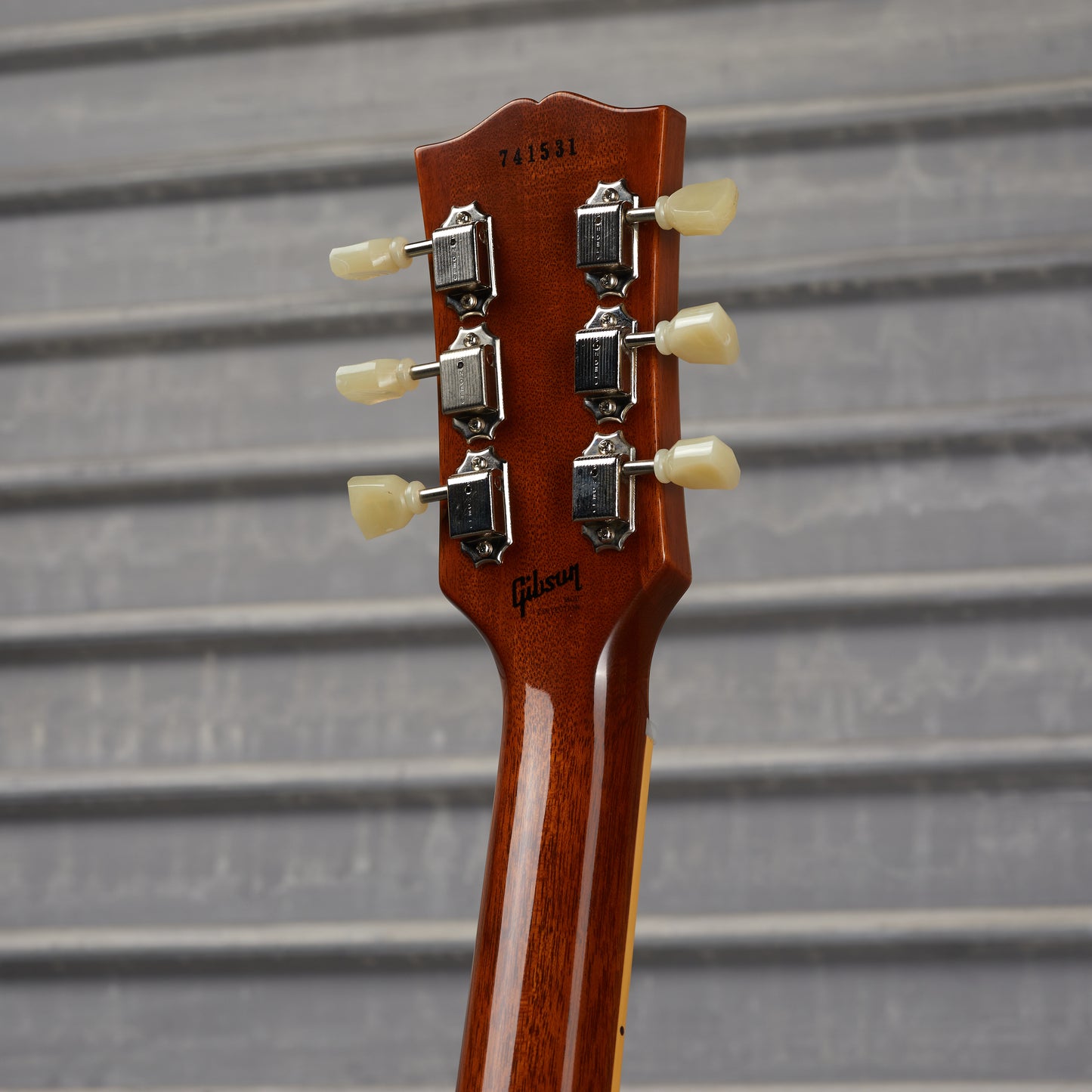 Gibson Mod™ Collection 1957 Les Paul Standard Reissue, Chakra Green | Gibson Mod™ Collection Electric Guitar Gibson Mod™ Collection