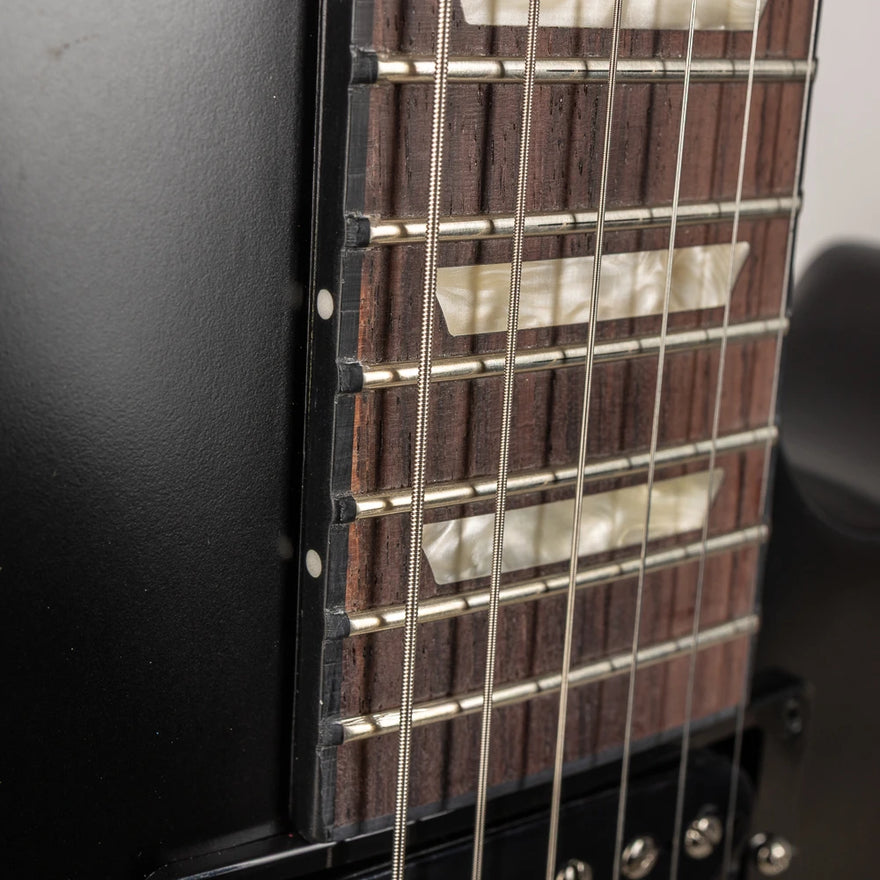 Les Paul Standard 60s, Onyx Void Gibson Mod™ Collection Electric Guitar Gibson Mod™ Collection