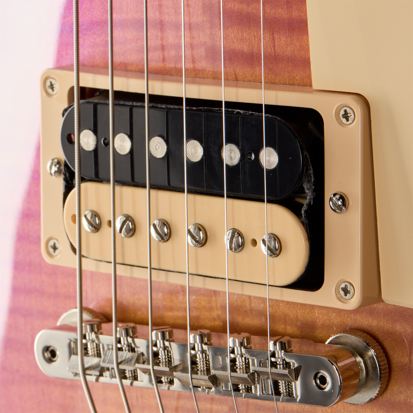 Gibson Mod™ Collection Les Paul Standard 60s, Merry Berry Sunburst Electric Guitar Gibson Mod™ Collection